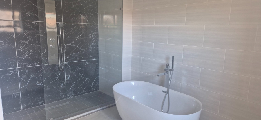4 Bedroom Property for Sale in Wild Olive Estate Free State